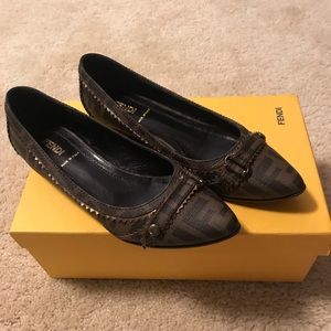 Fendi Flats